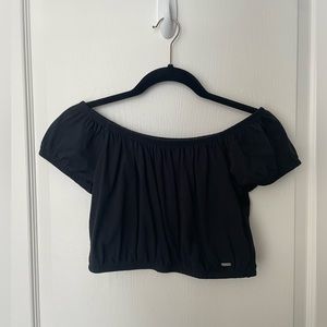 Hollister Cropped Shirt